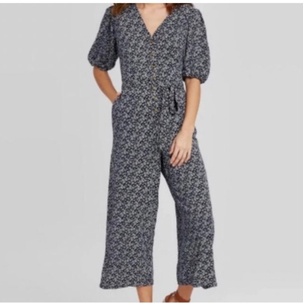 Universal Thread Floral Print Jumpsuit